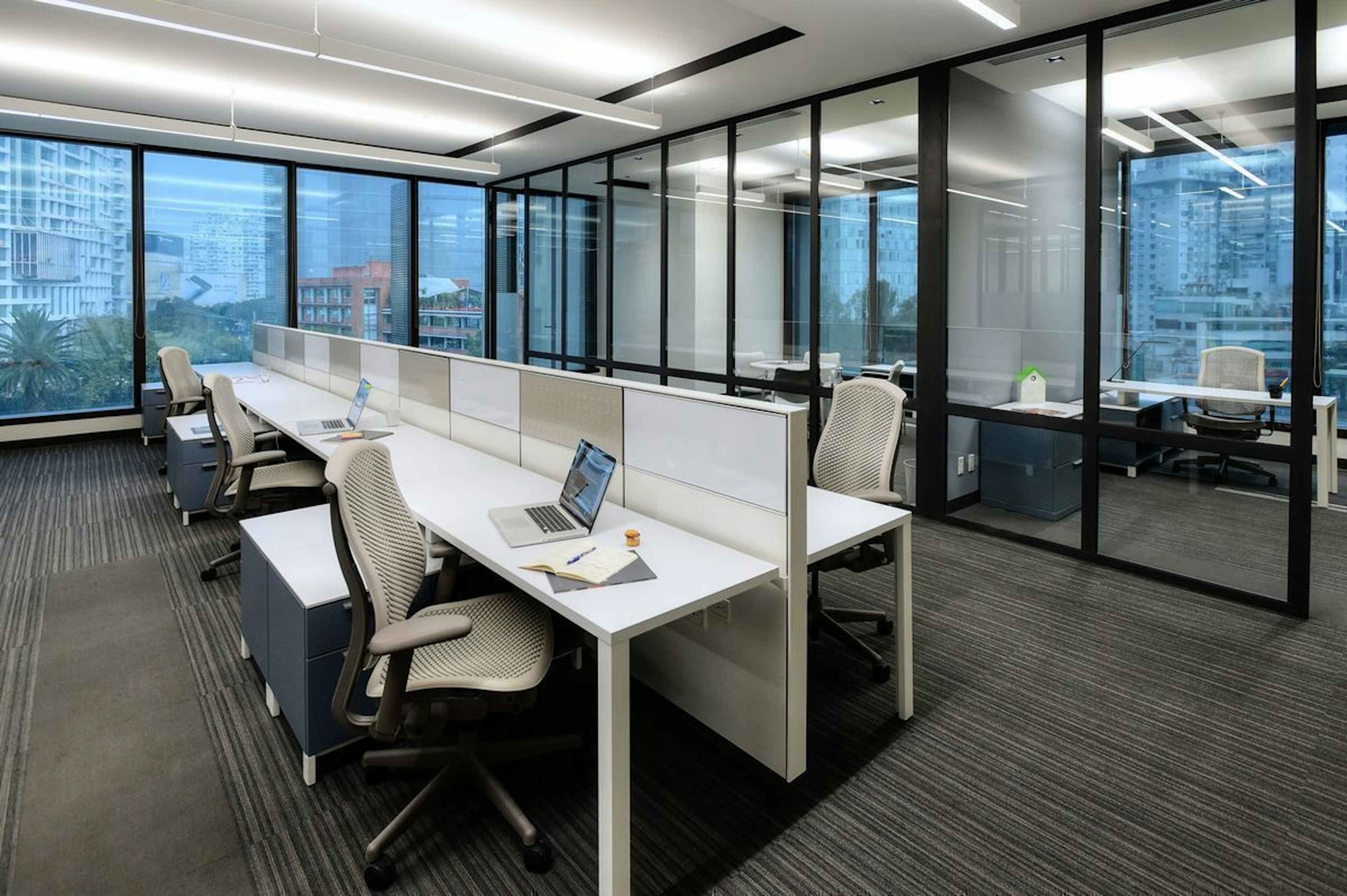 Av. Ejercito Nacional 769