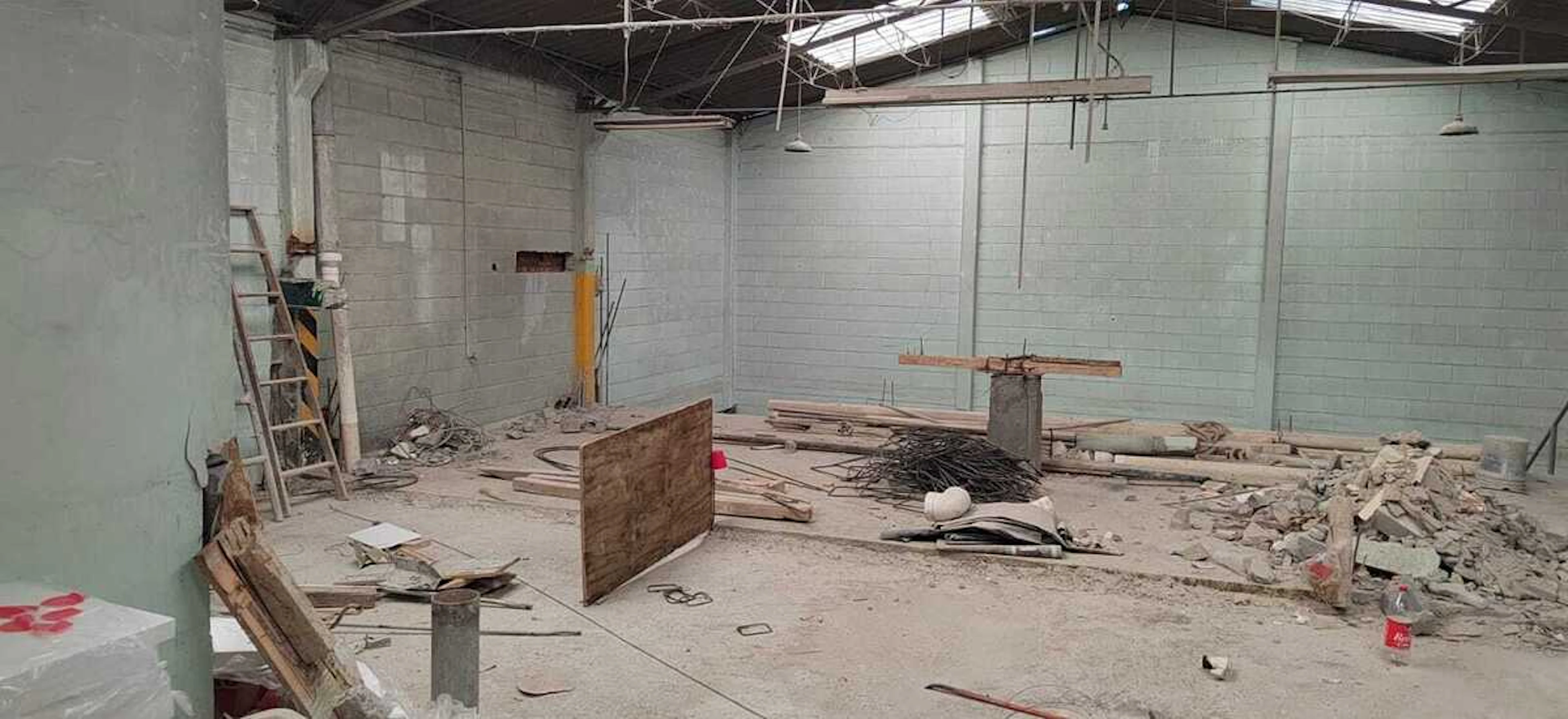 Local Comercial Spot2