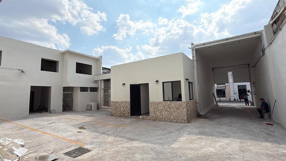 Local Comercial Spot2