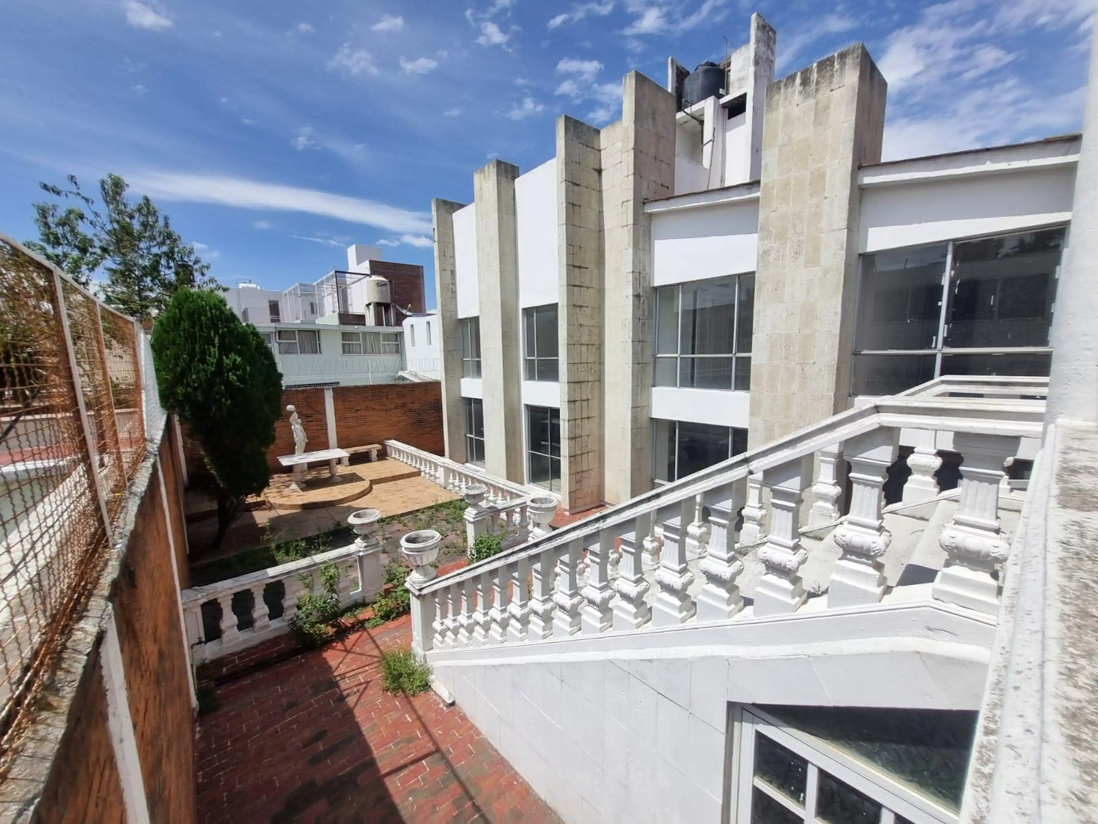 Edificio Comercial En Morelos