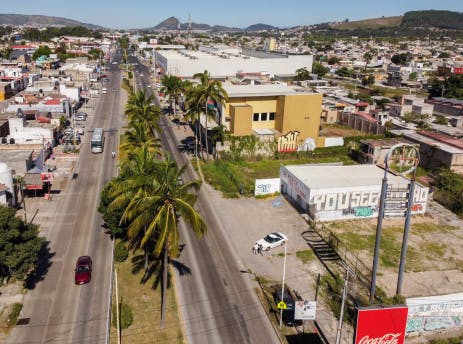 Local Comercial Spot2