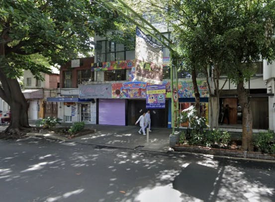 Local Comercial Spot2