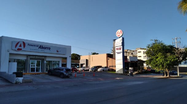 Local Comercial Spot2