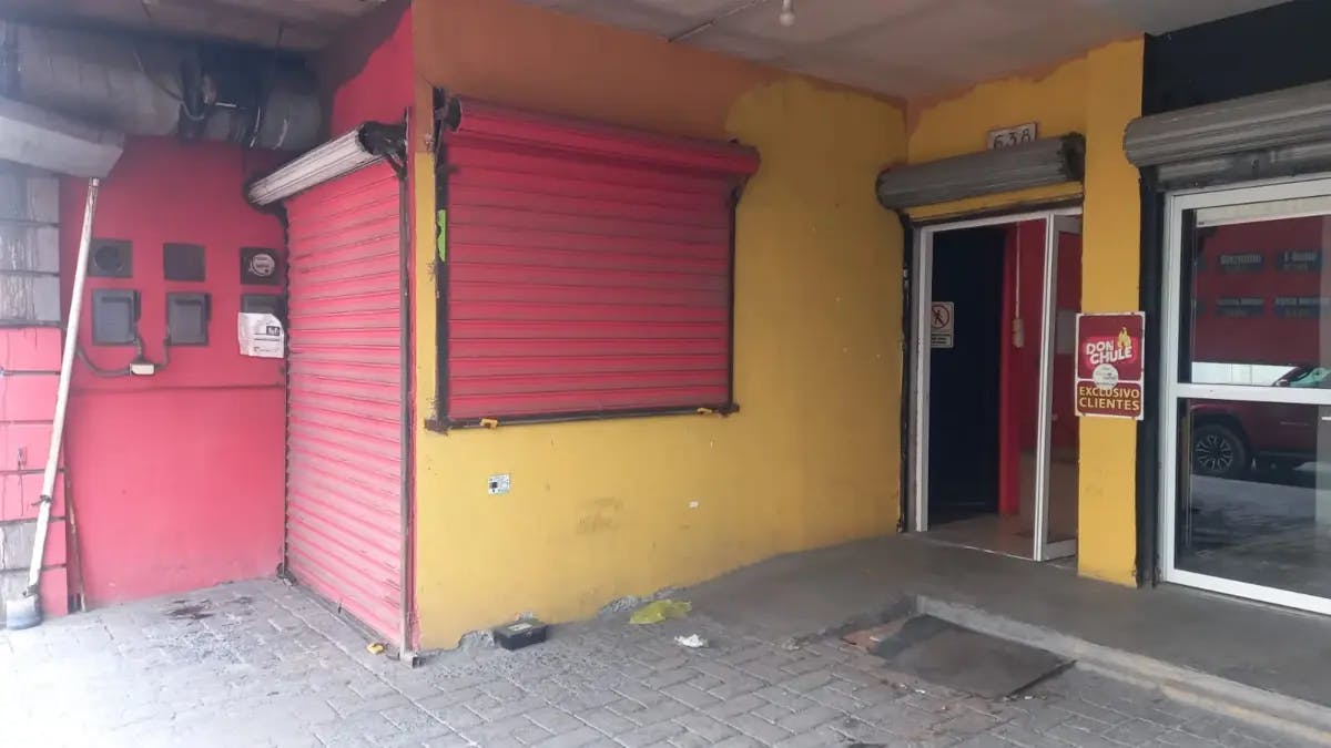 Local Comercial Spot2