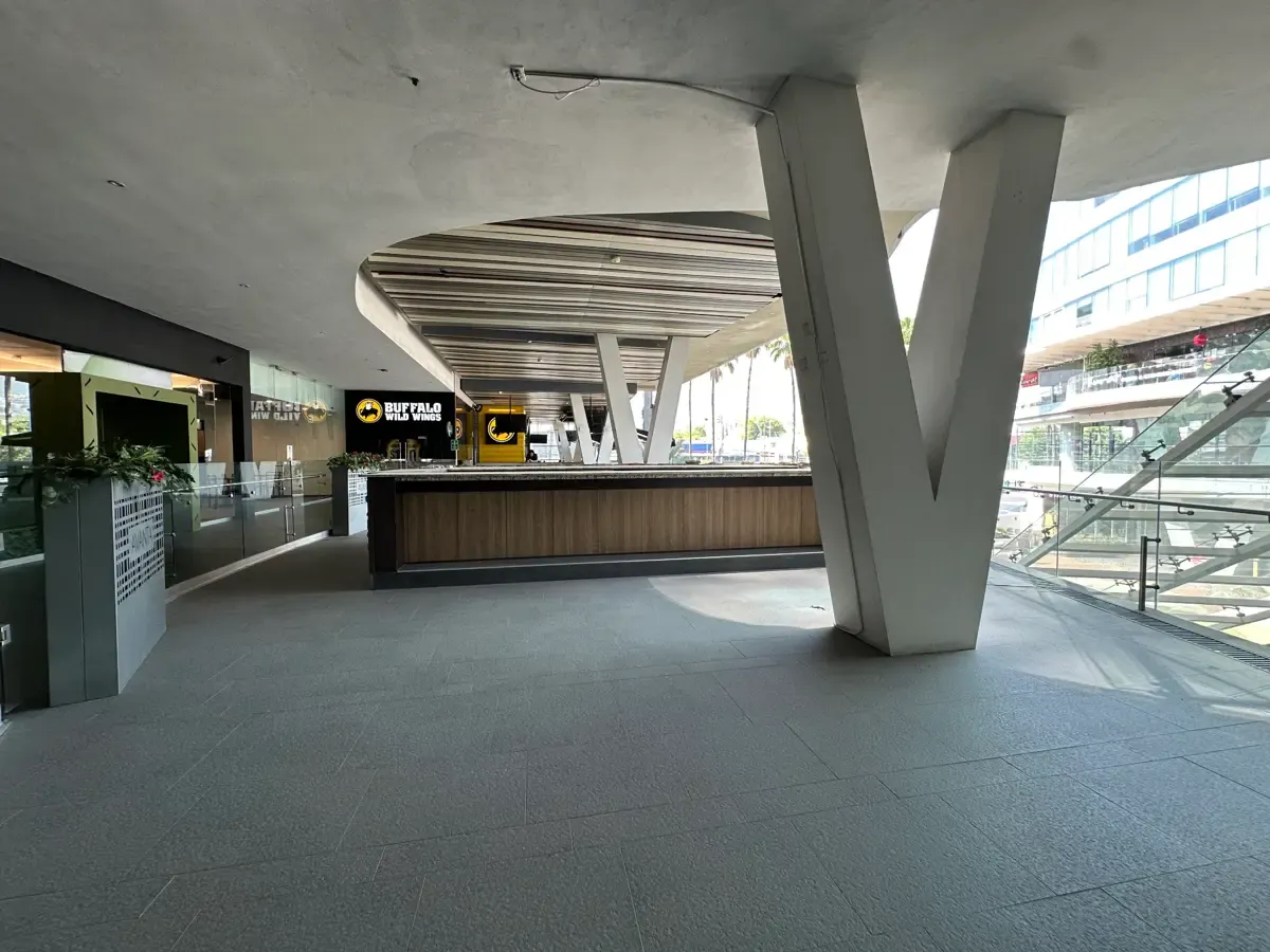Local Comercial Spot2