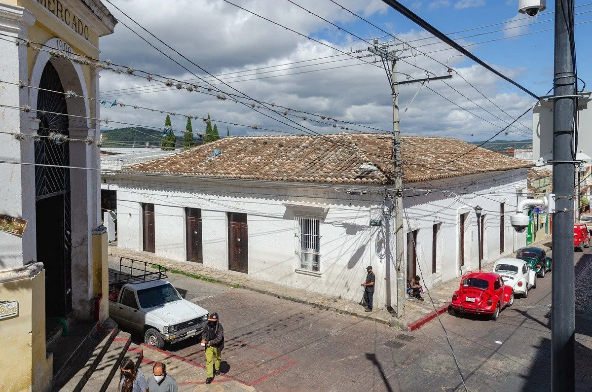 Local Comercial Spot2
