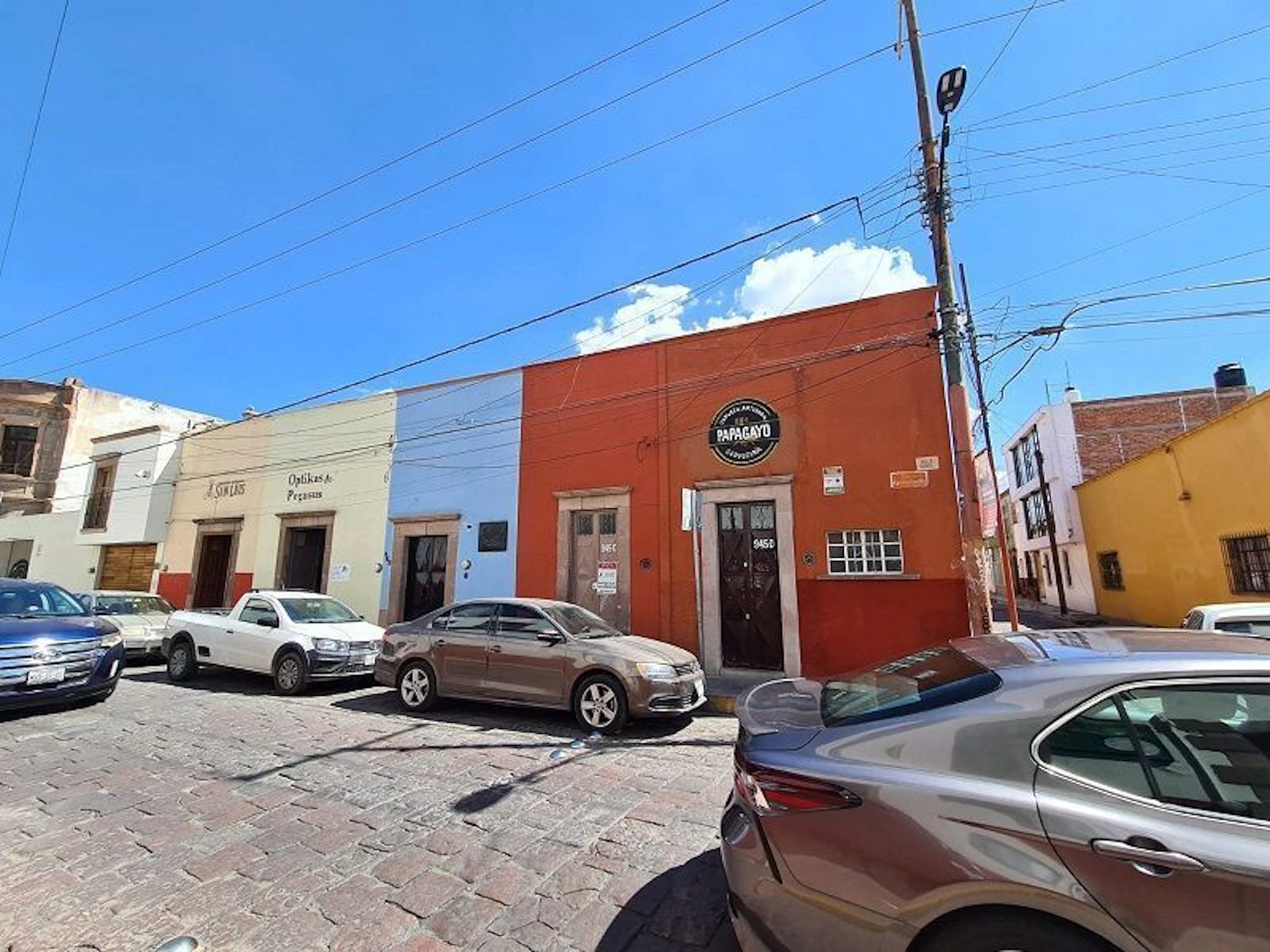 Local Comercial Spot2