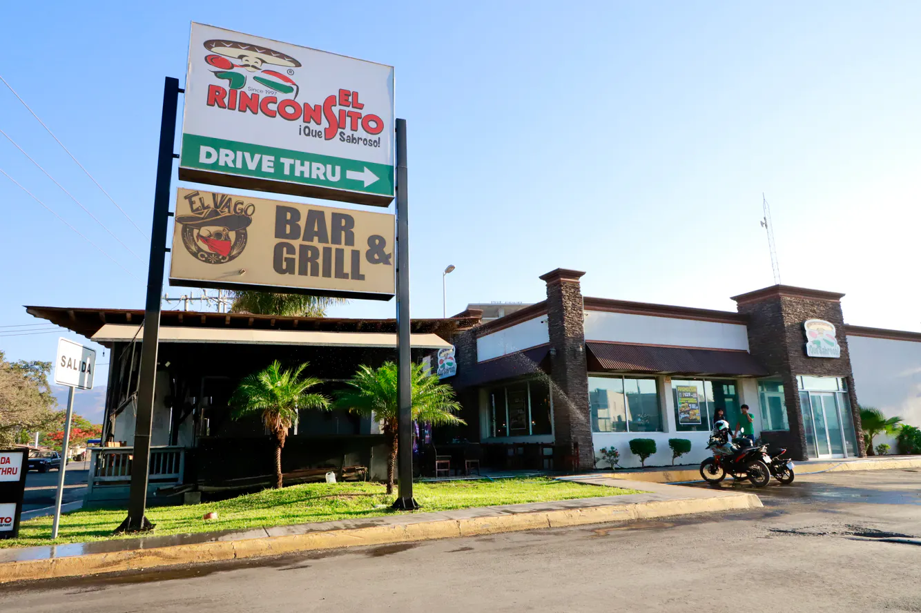 Local Comercial Spot2