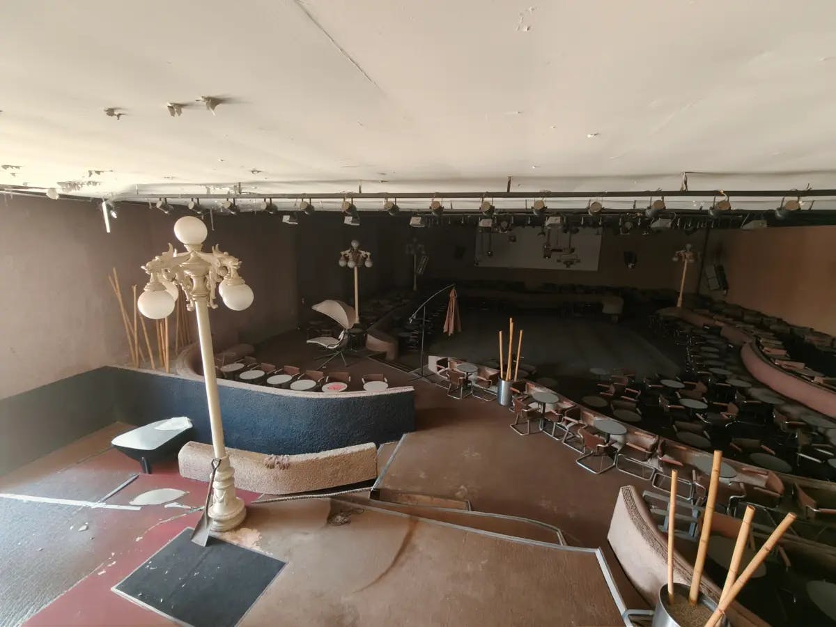 Local Comercial Spot2