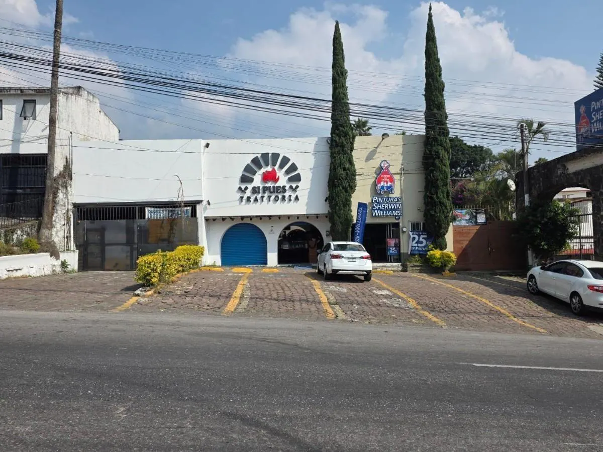 Local Comercial Spot2