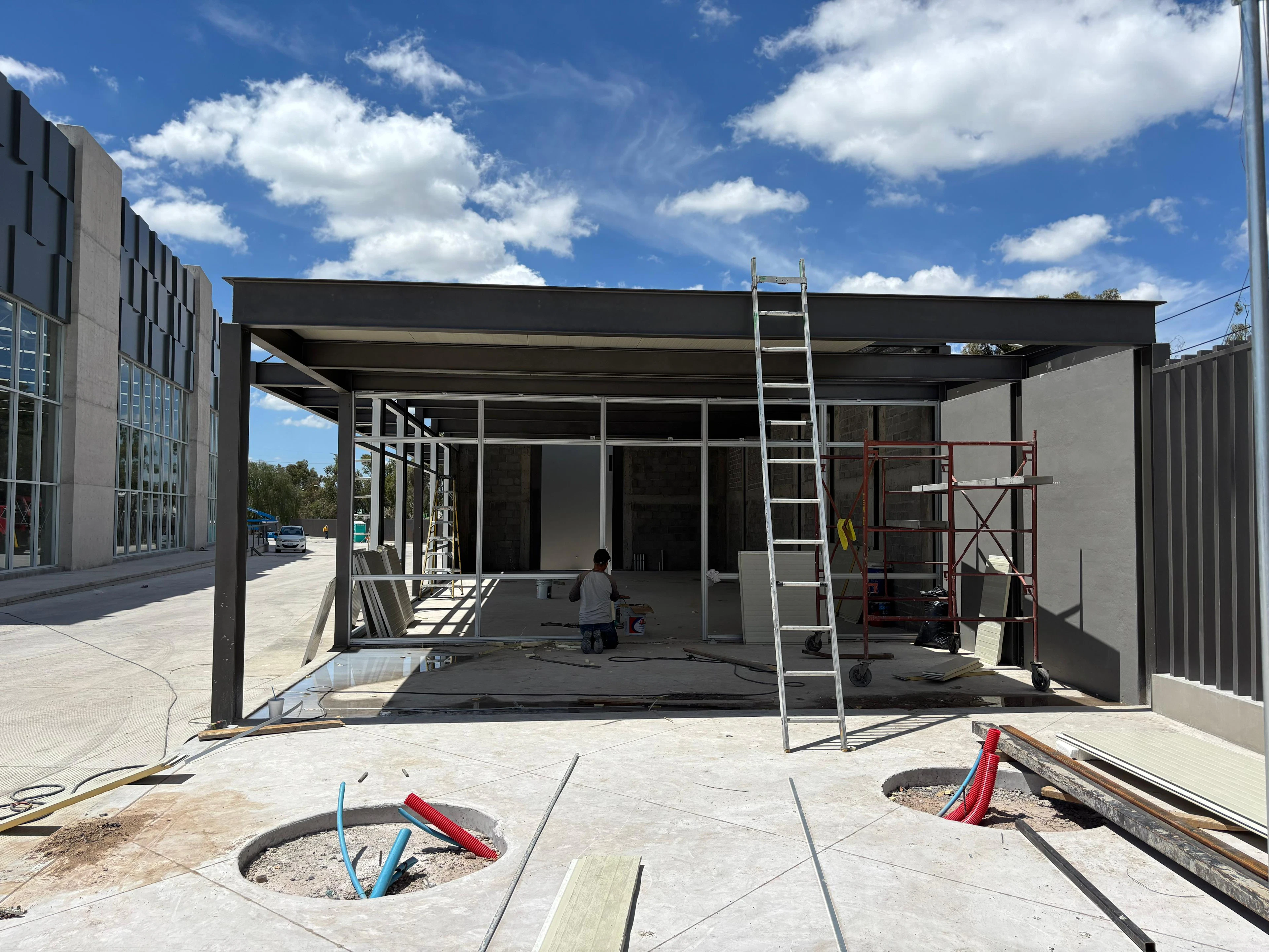 Local Comercial Spot2