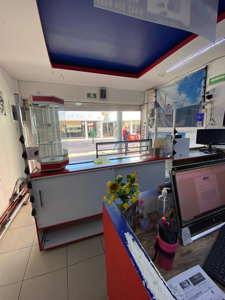 Local Comercial Spot2