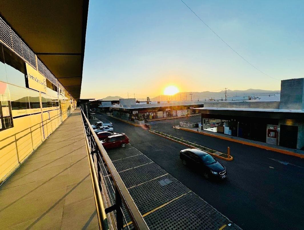 Local Comercial Spot2