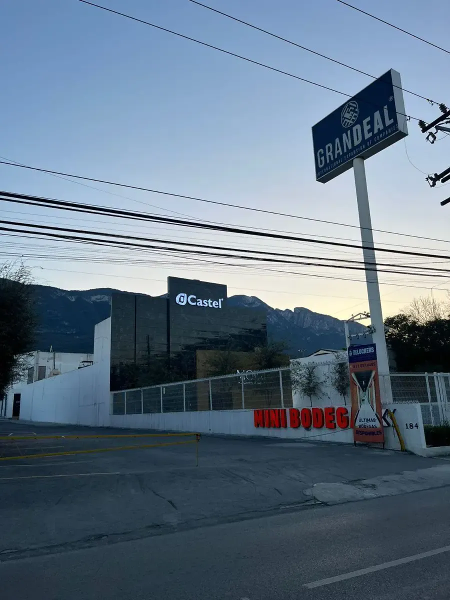 Local Comercial Spot2