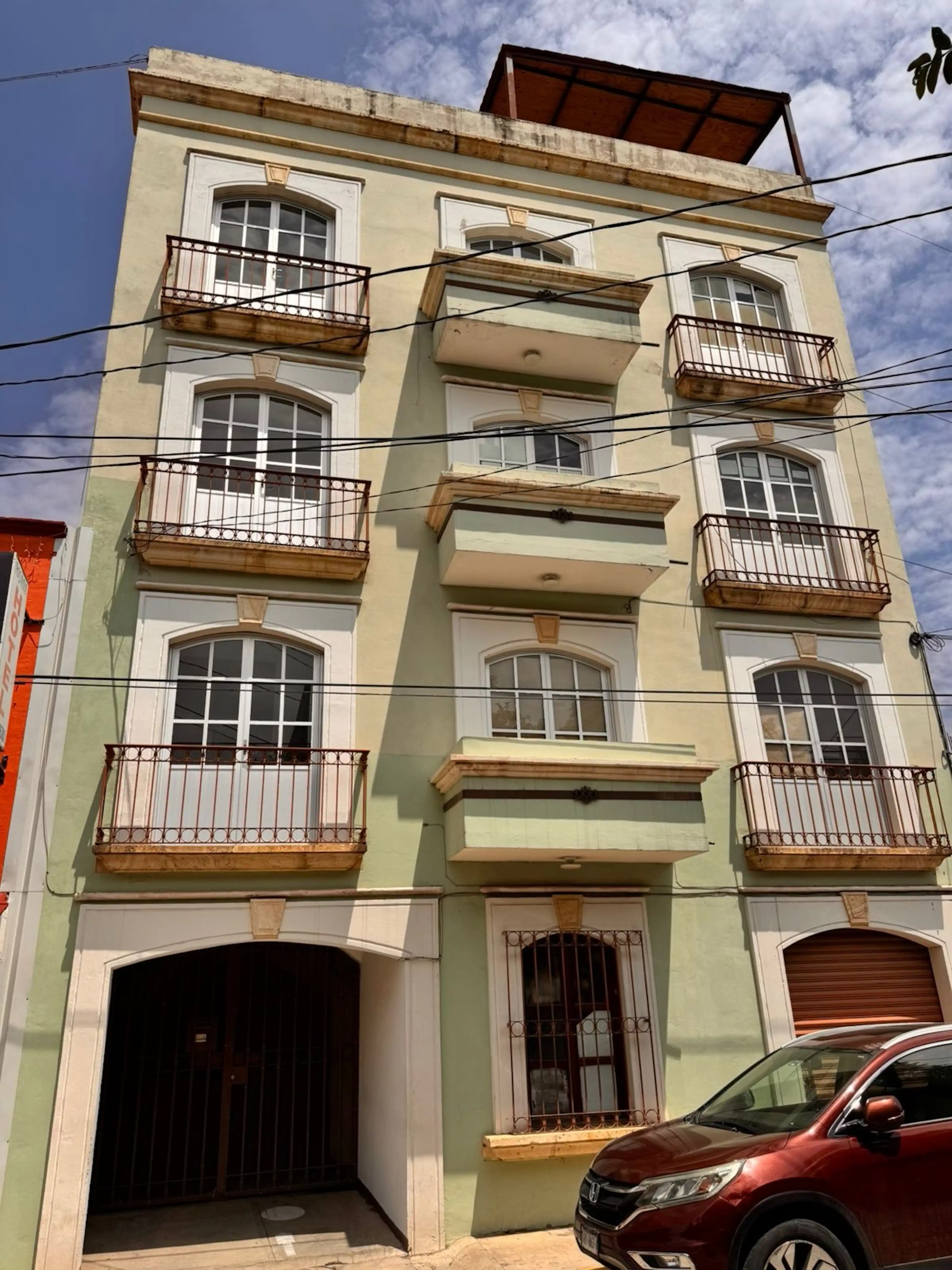 Nueva Santa Lucia , Edificio S/N