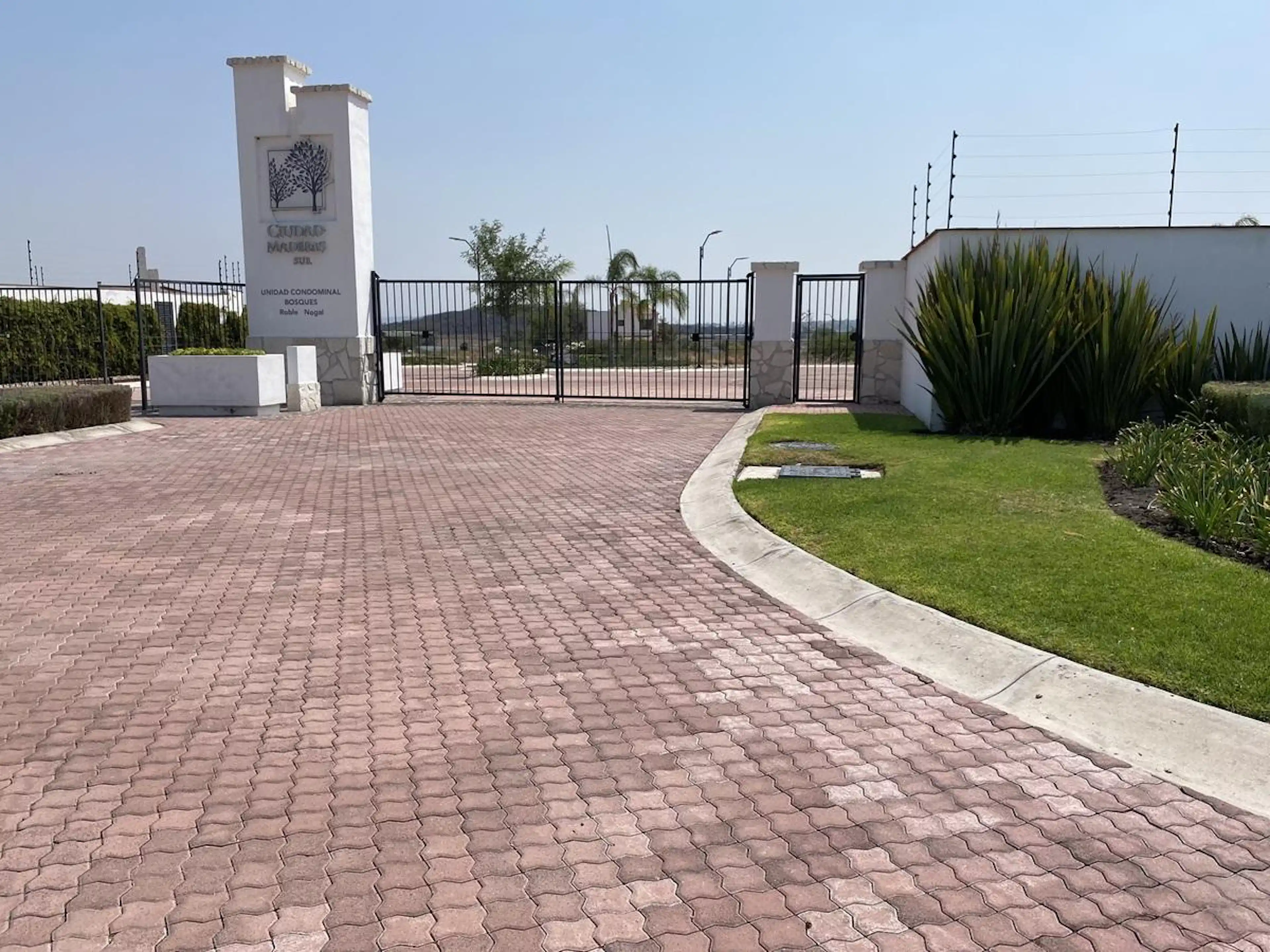 Terreno En Venta En Privada Ciudad Maderas Sur I Querétaro