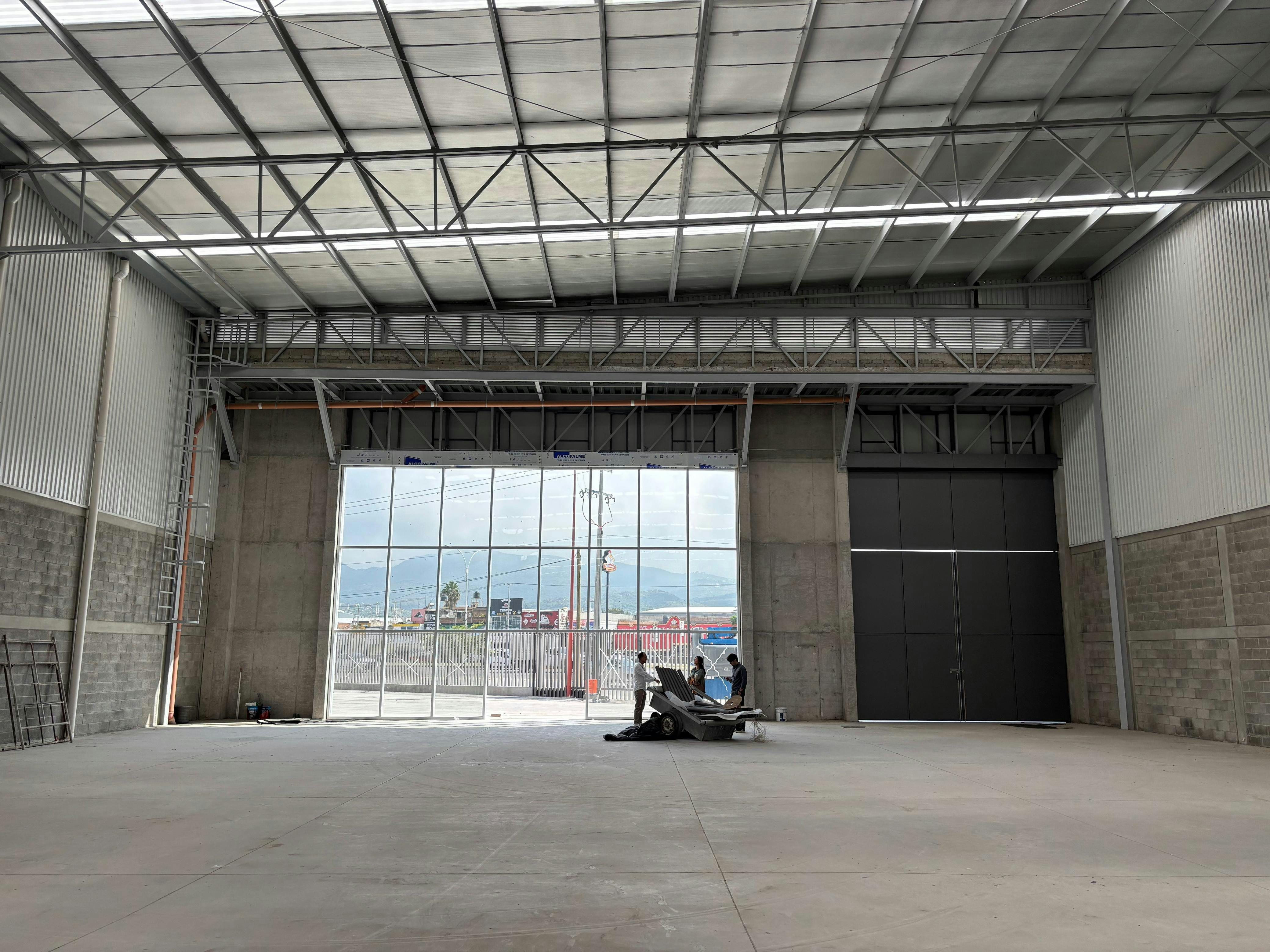 Local Comercial Spot2