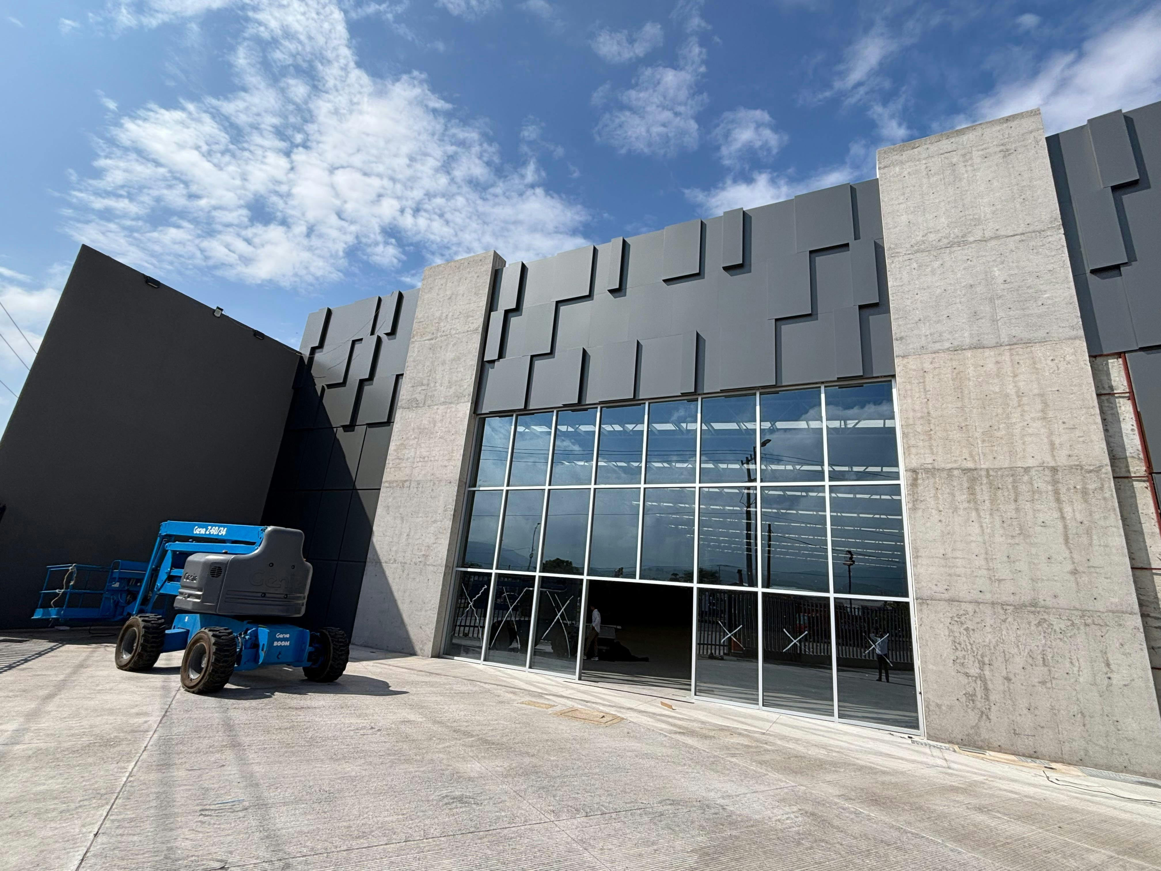 Local Comercial Spot2