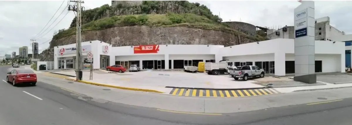 Local Comercial Spot2