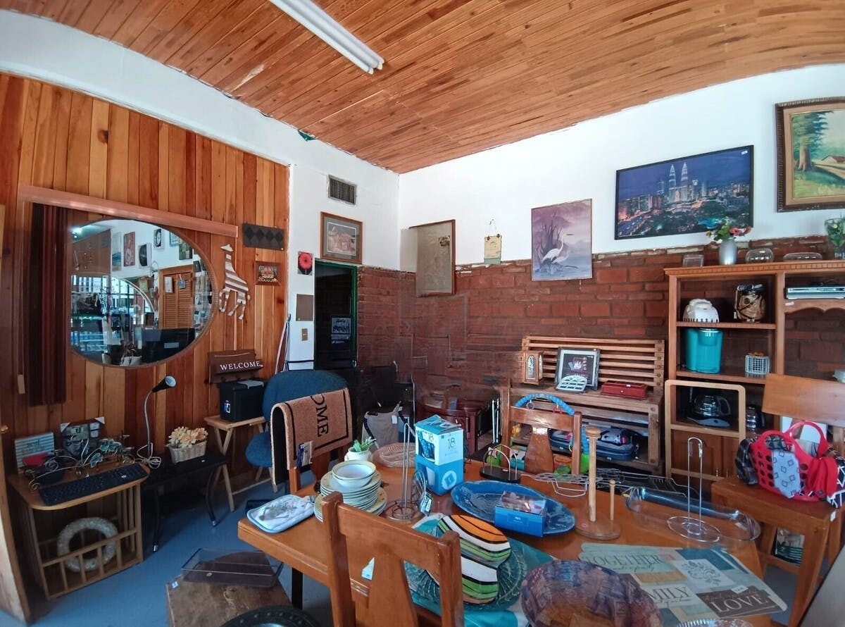 Local Comercial Spot2