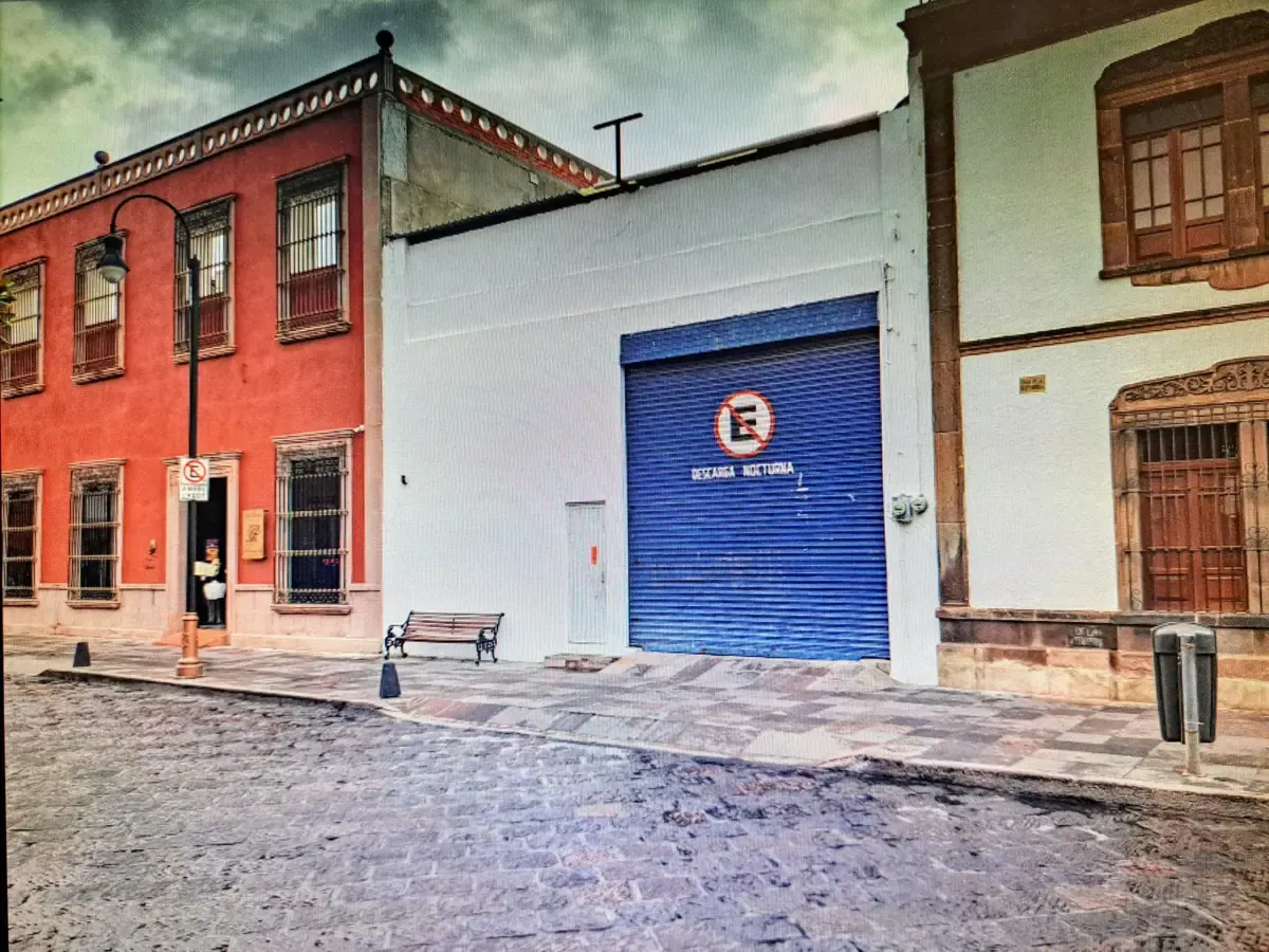Local Comercial Spot2
