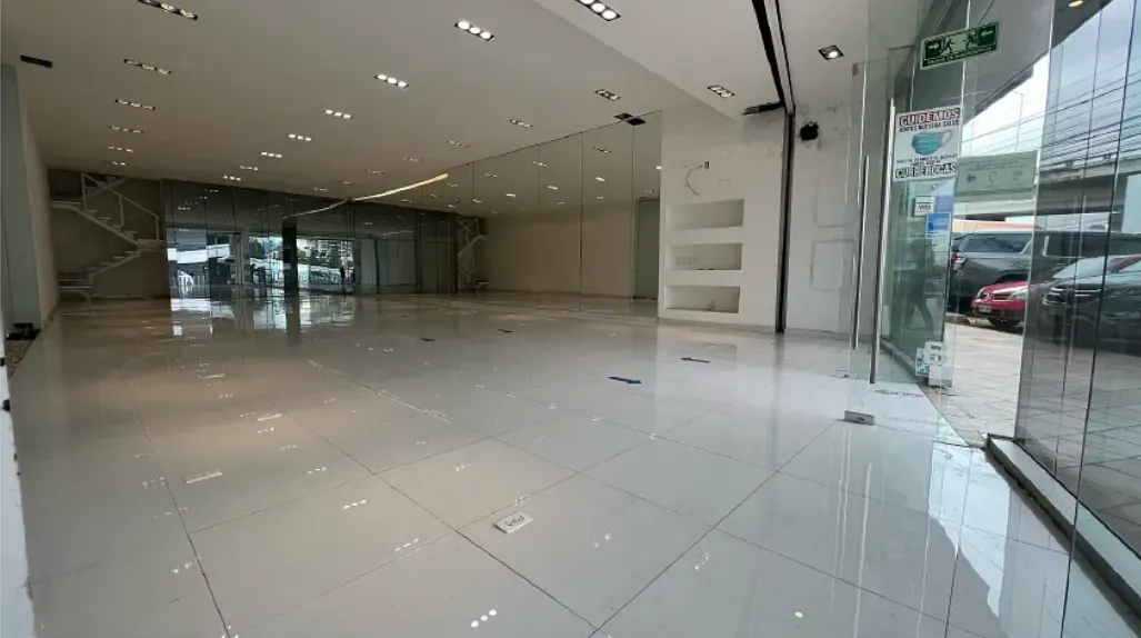 Local Comercial Spot2