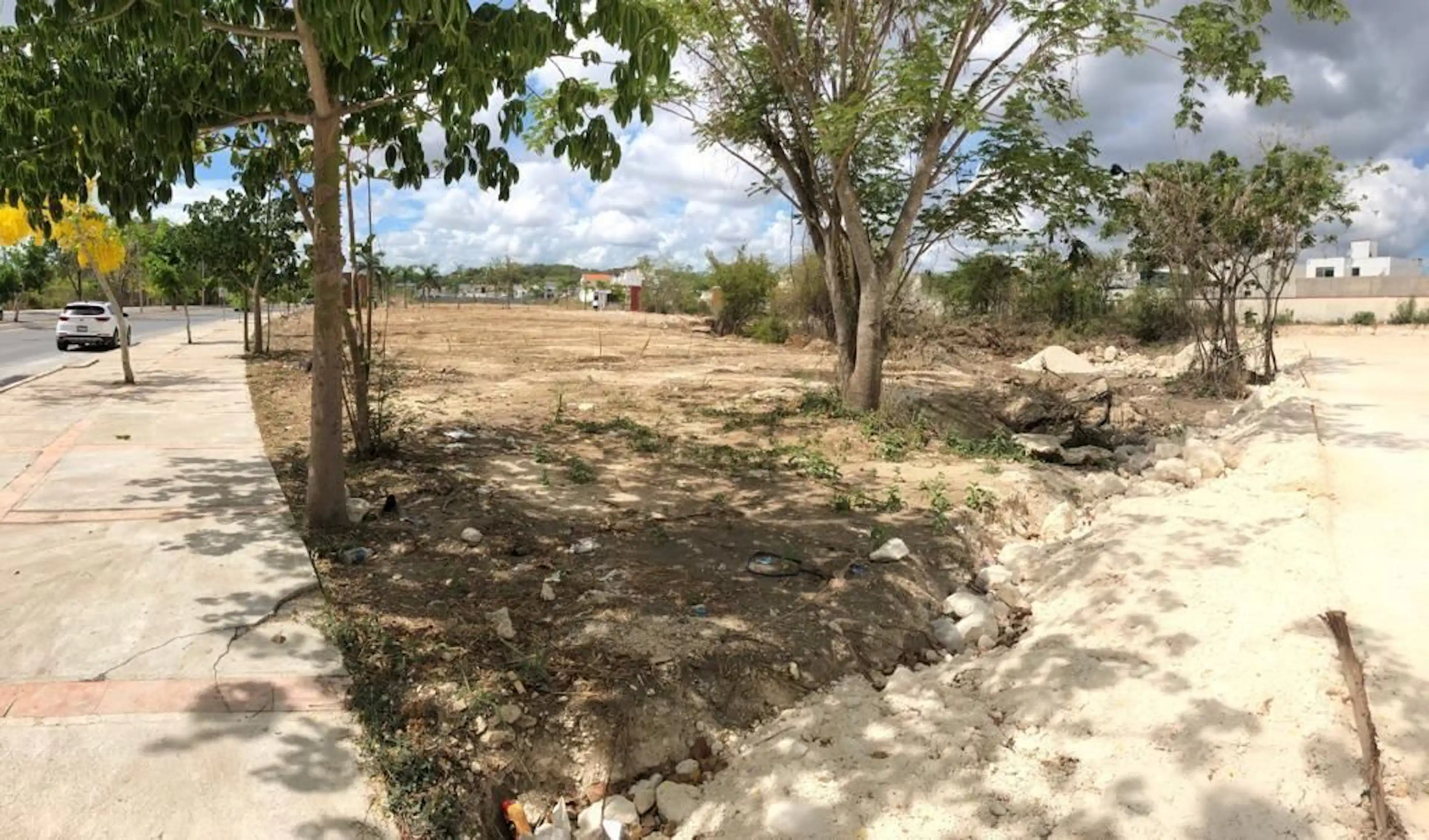 Avenida Maestros Campechanos 585