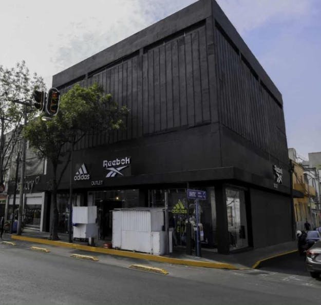 Local Comercial Spot2