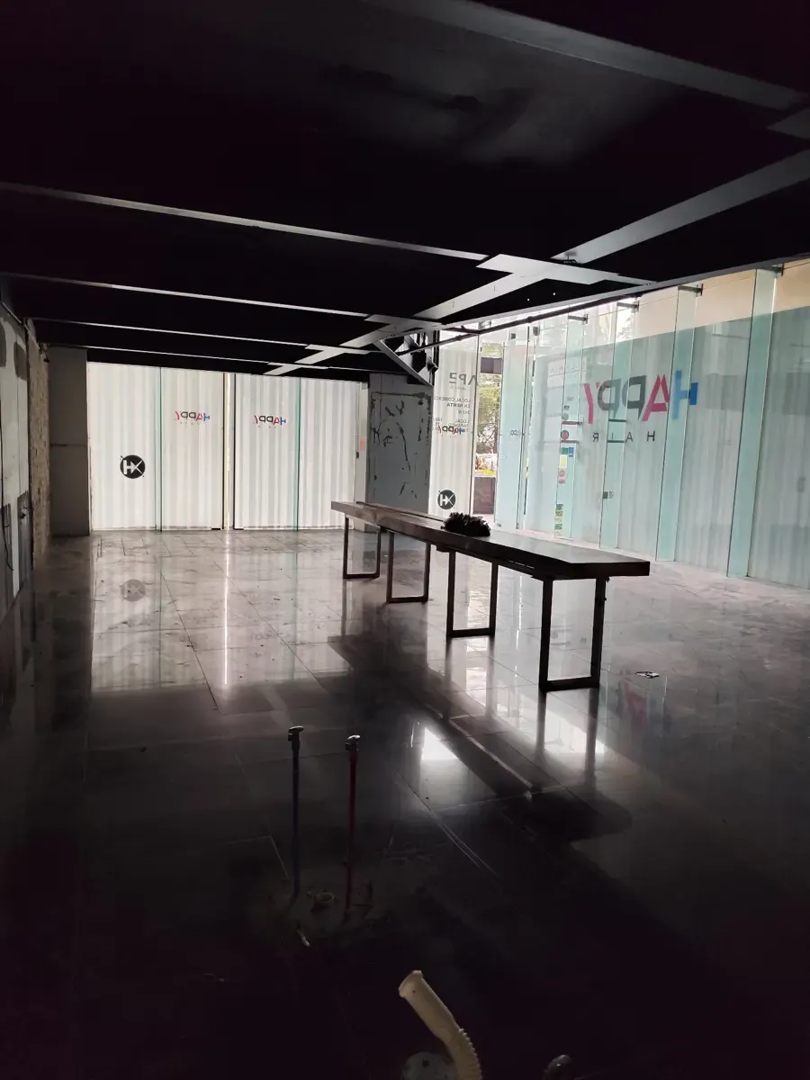 Local Comercial Spot2