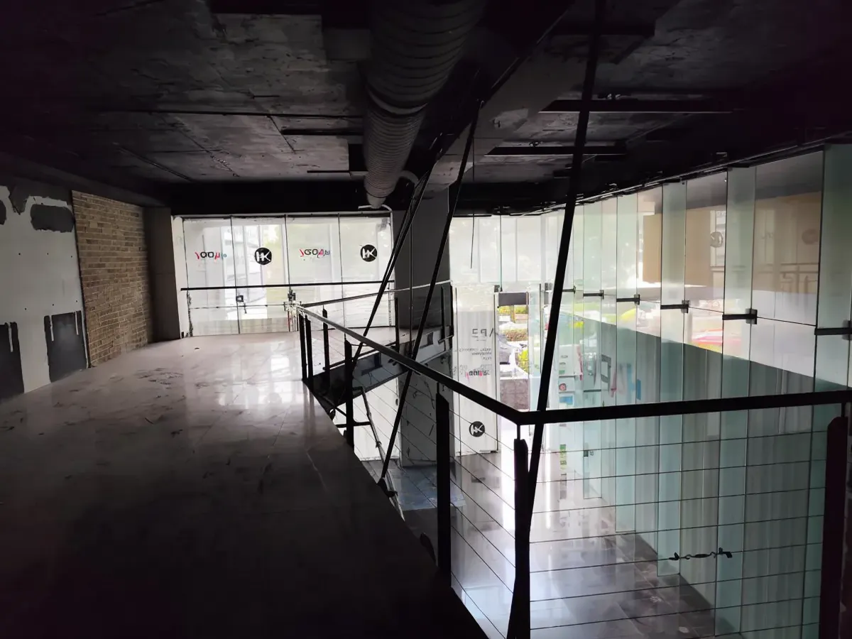 Local Comercial Spot2