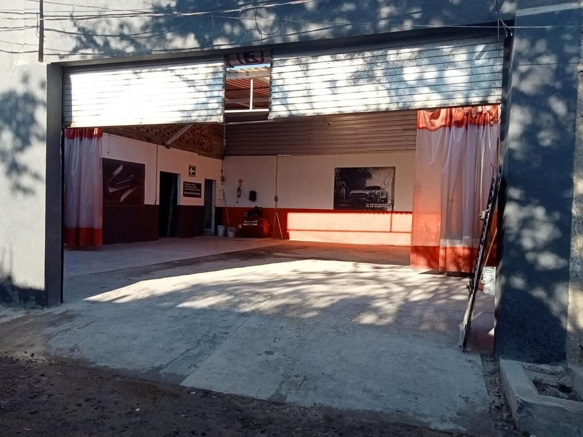 Local Comercial Spot2