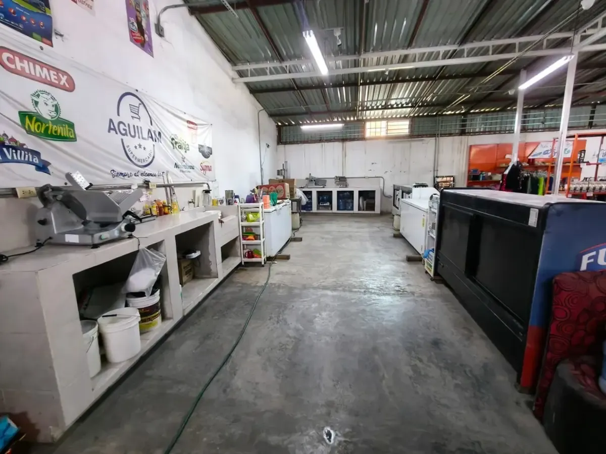 Local Comercial Spot2