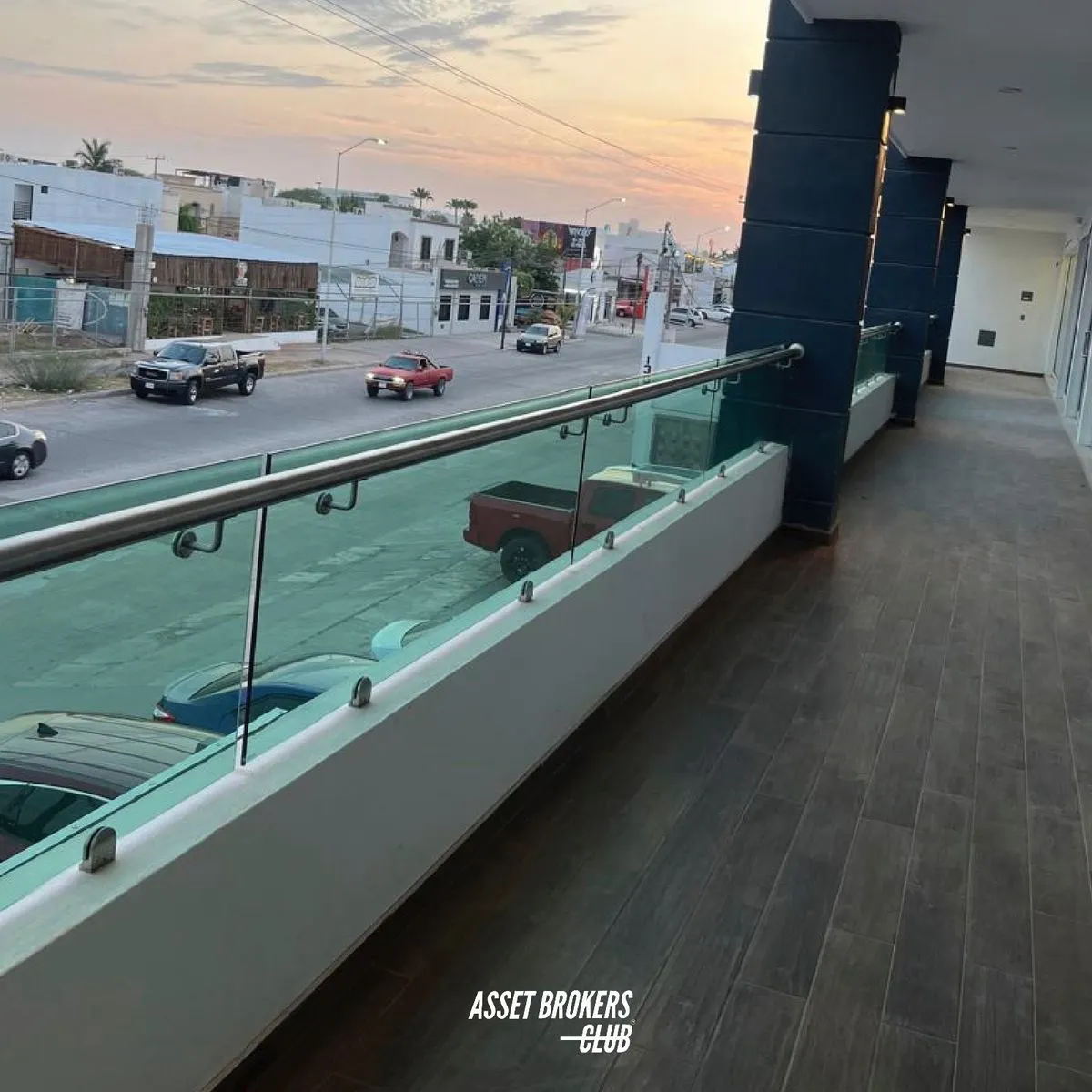 Local Comercial Spot2