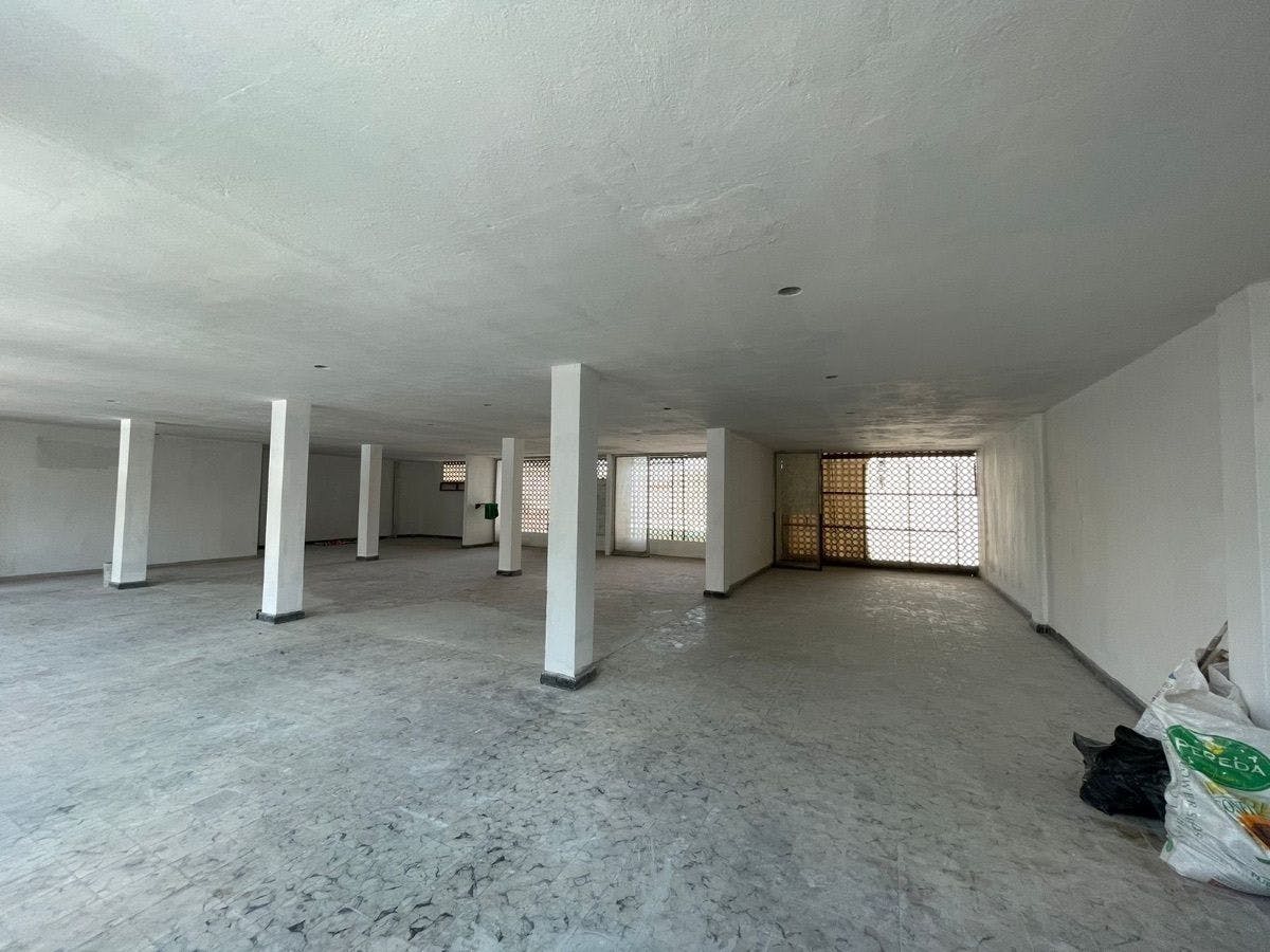 Local Comercial Spot2