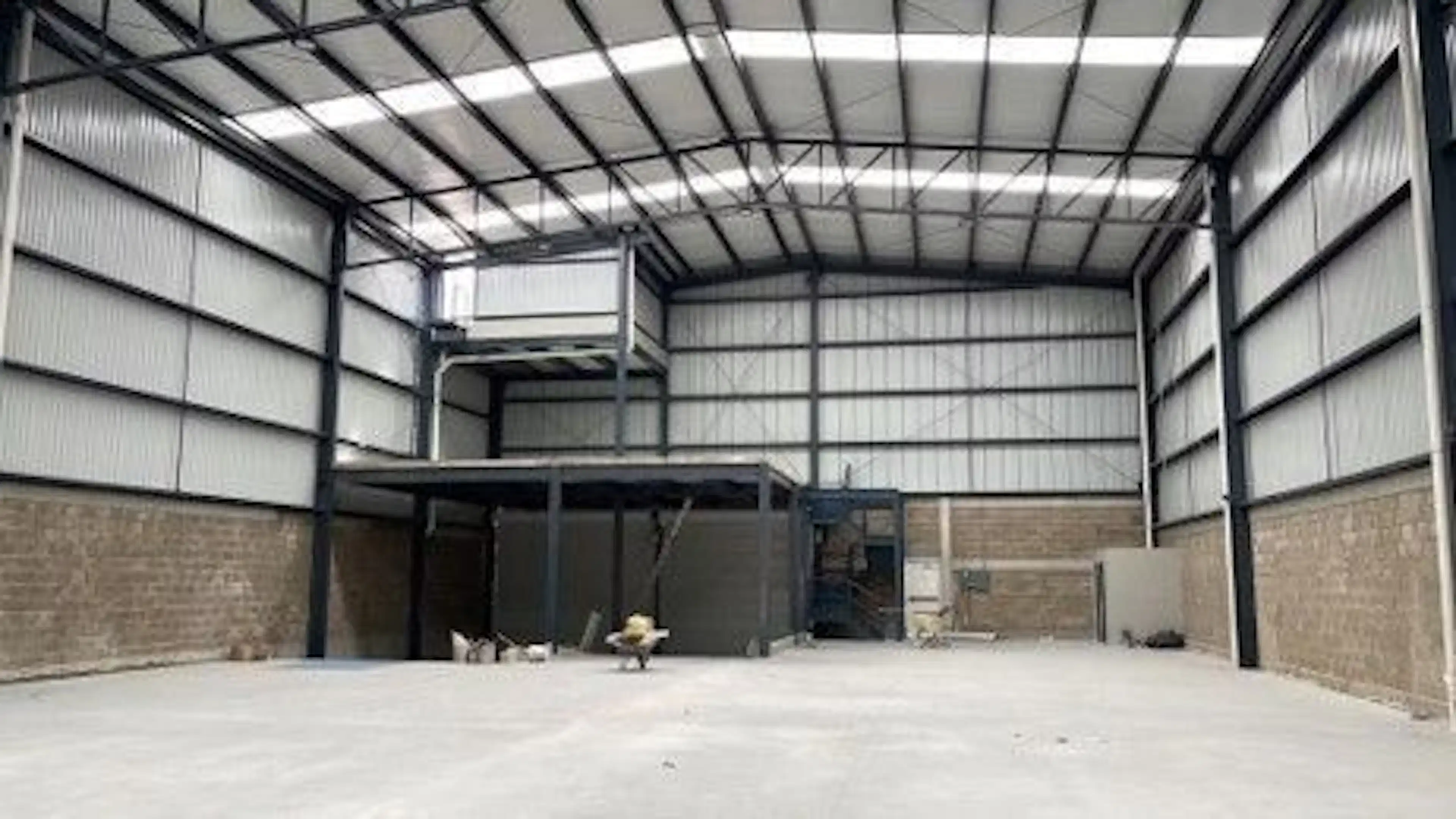 NAVE EN RENTA EN SAN ISIDRO MAZATEPEC