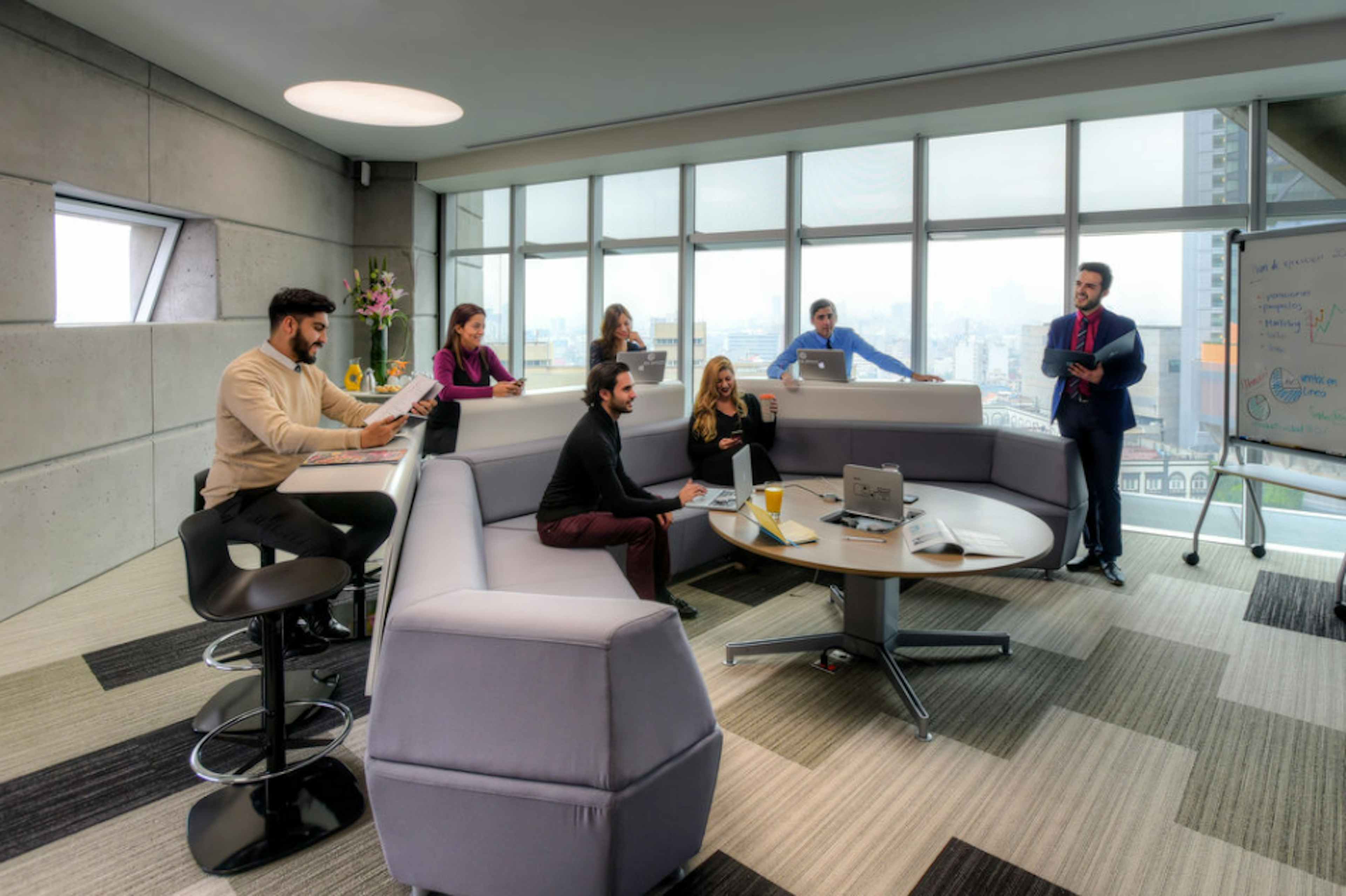 Av. Paseo De La Reforma 483