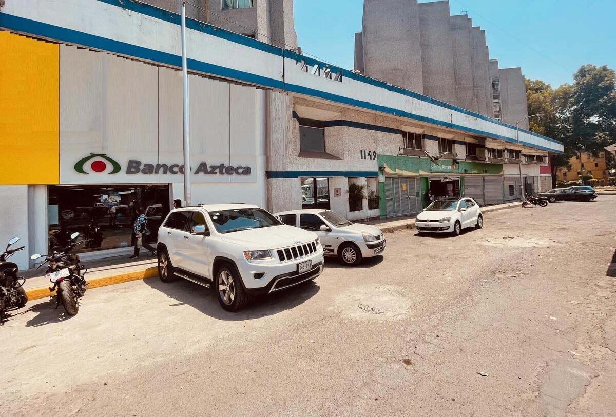 Local Comercial Spot2