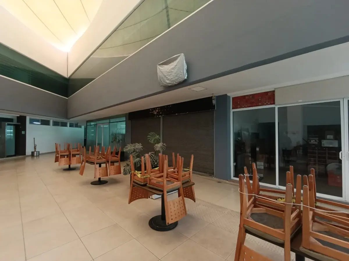 Local Comercial Spot2