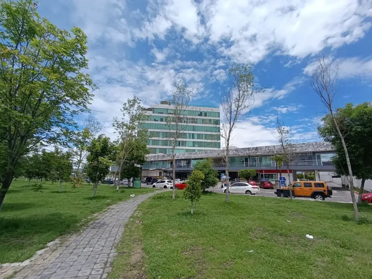 Local Comercial Spot2