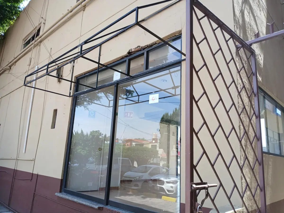 Local Comercial Spot2