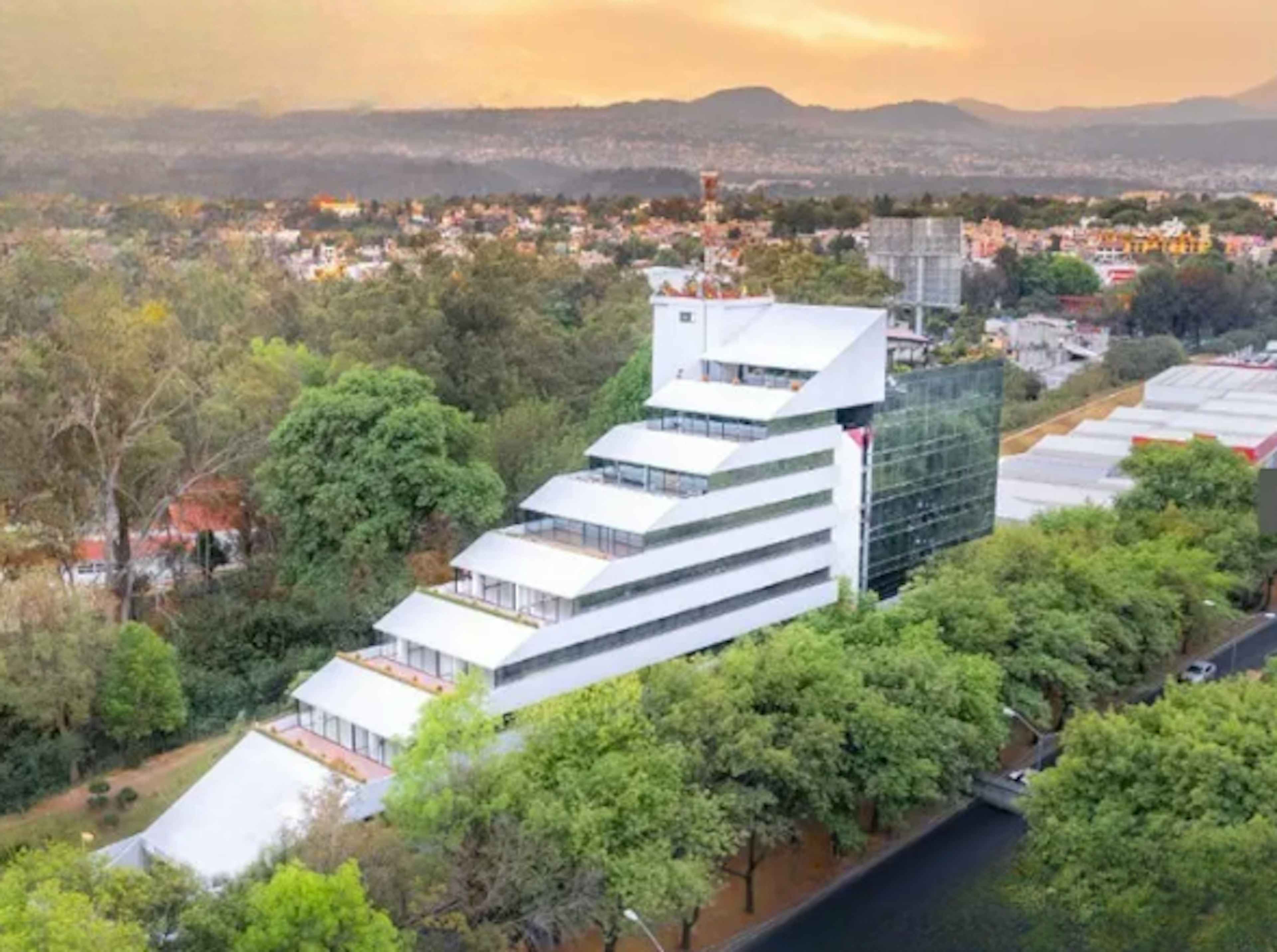 Corporativo Periférico Sur