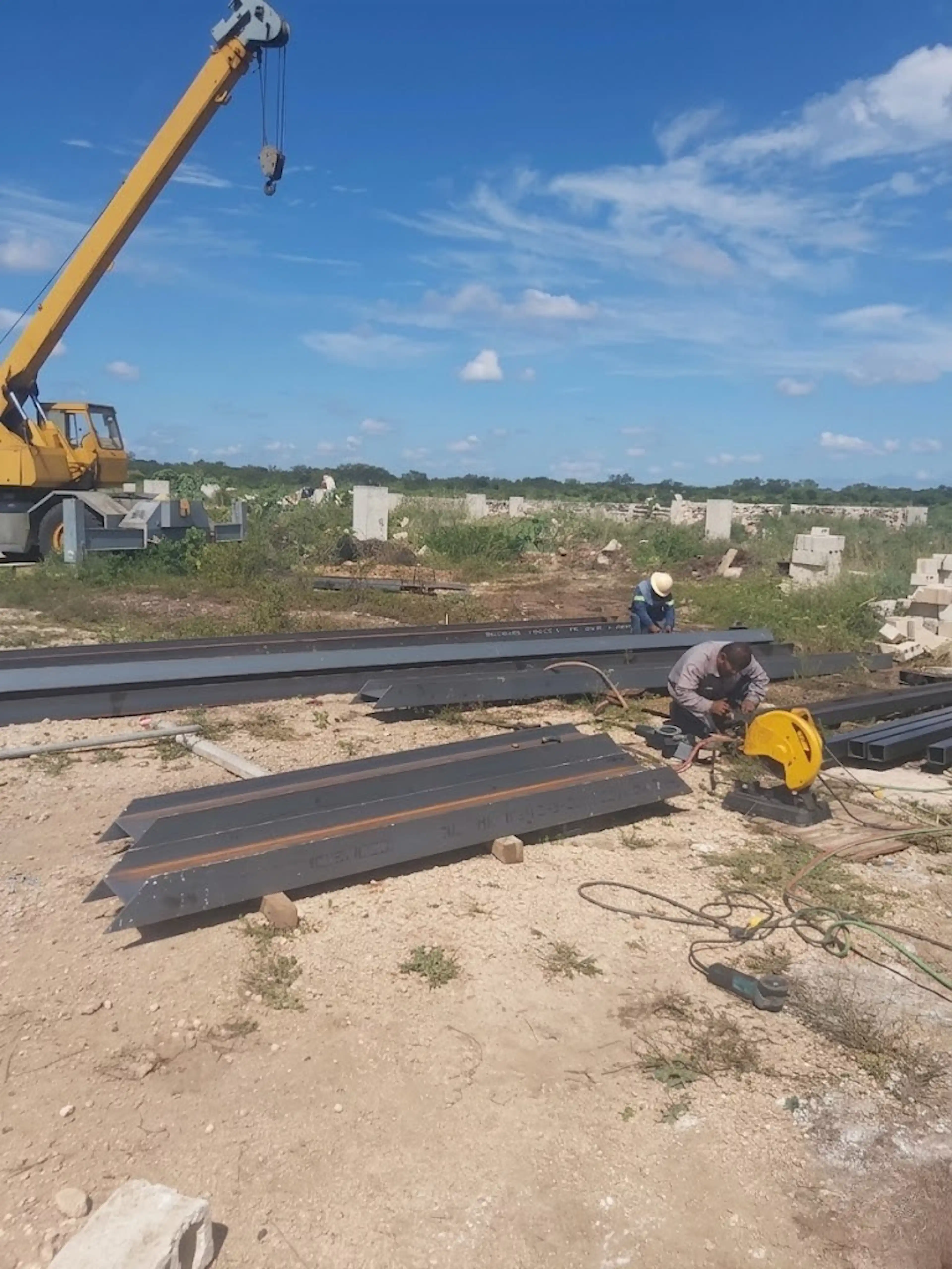 Se Venden Lotes De Uso Logístico, Comercial E Industrial