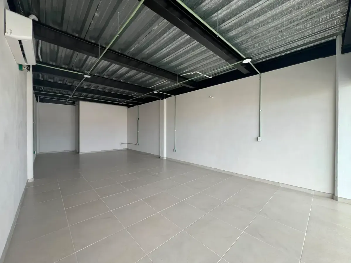 Local Comercial Spot2