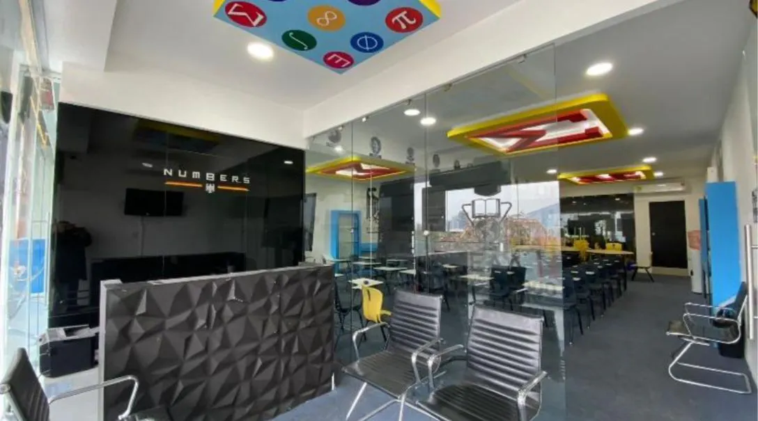 Local Comercial Spot2