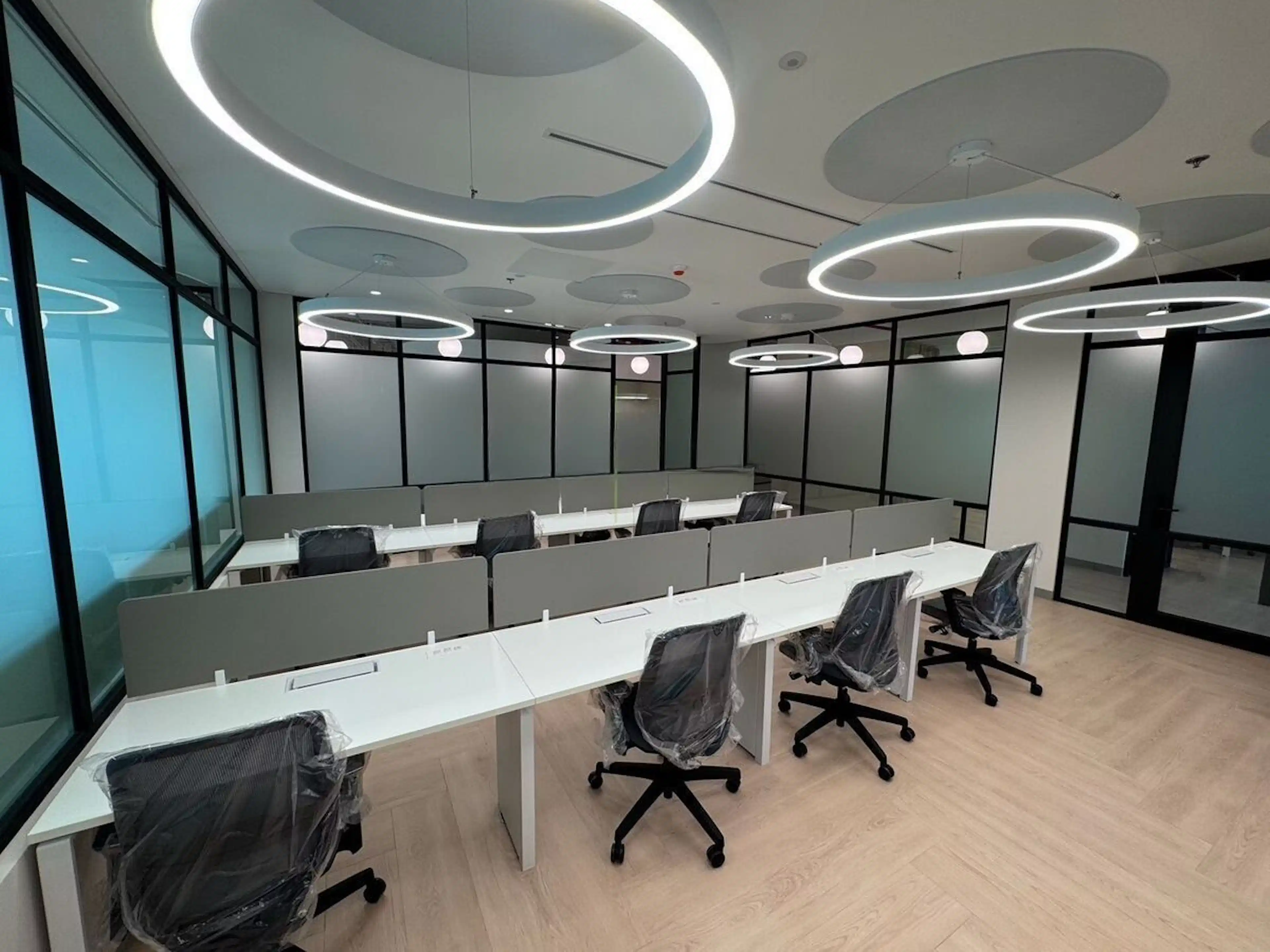 Oficinas AMUEBLADAS con todos los servicios incluidos Interlomas
