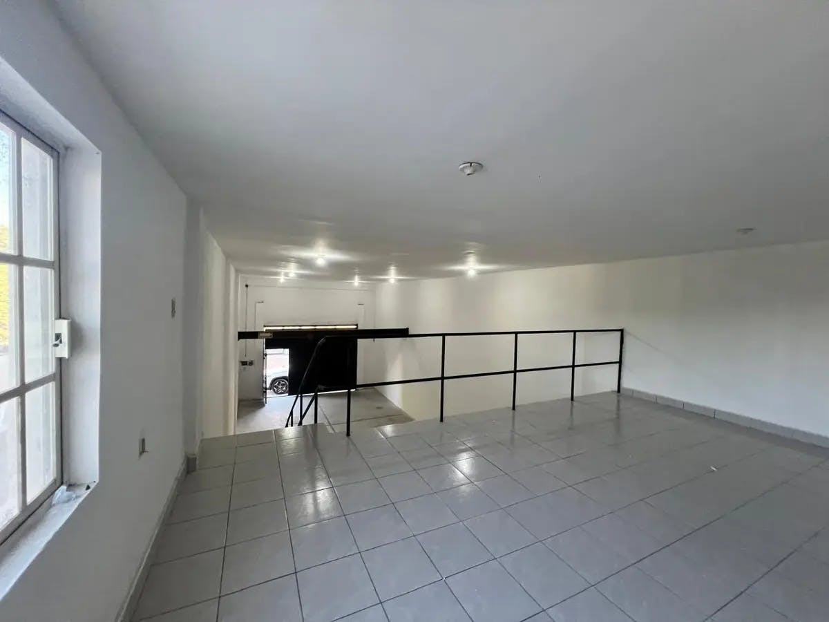 Local Comercial Spot2