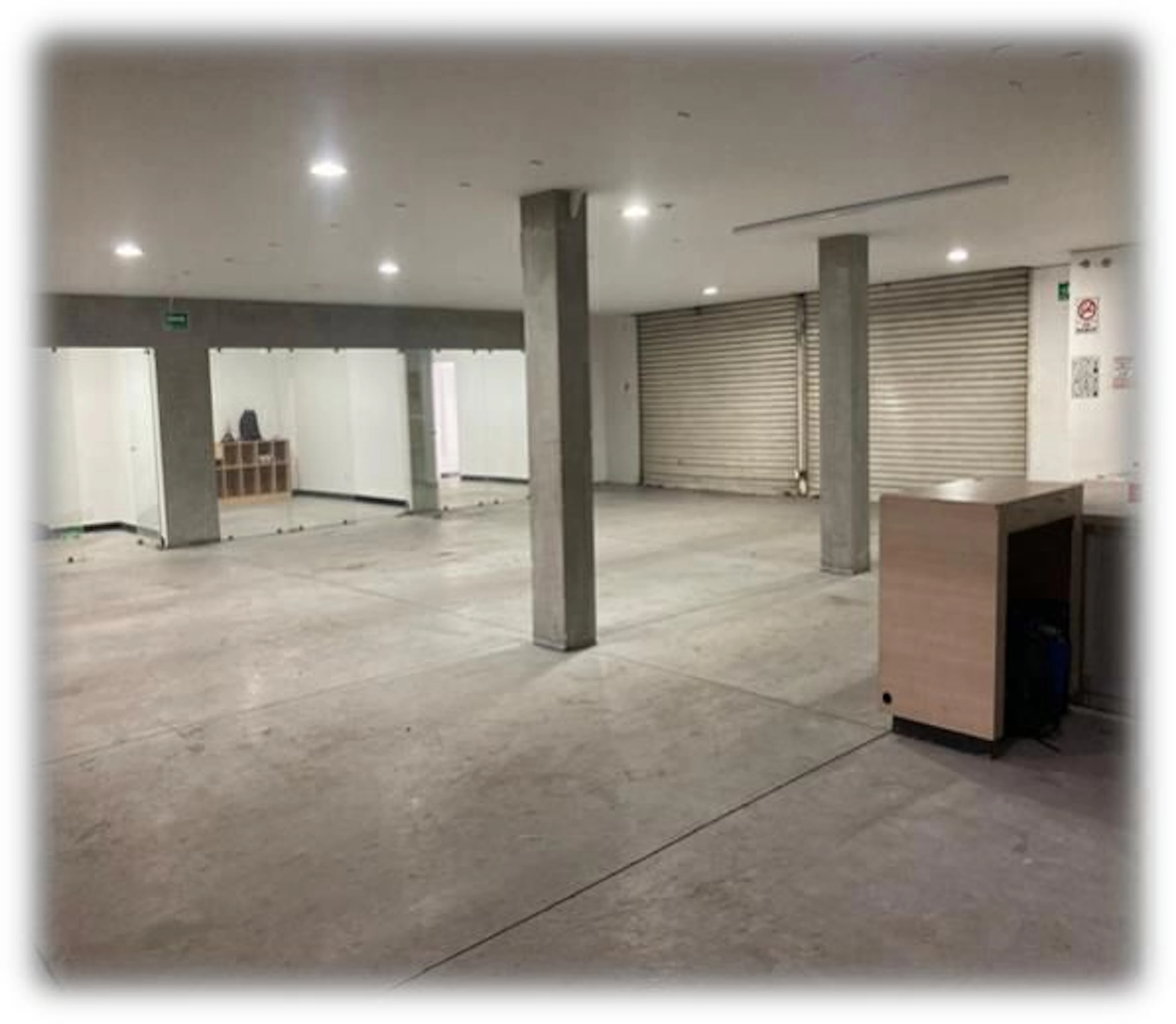 Local Comercial Spot2