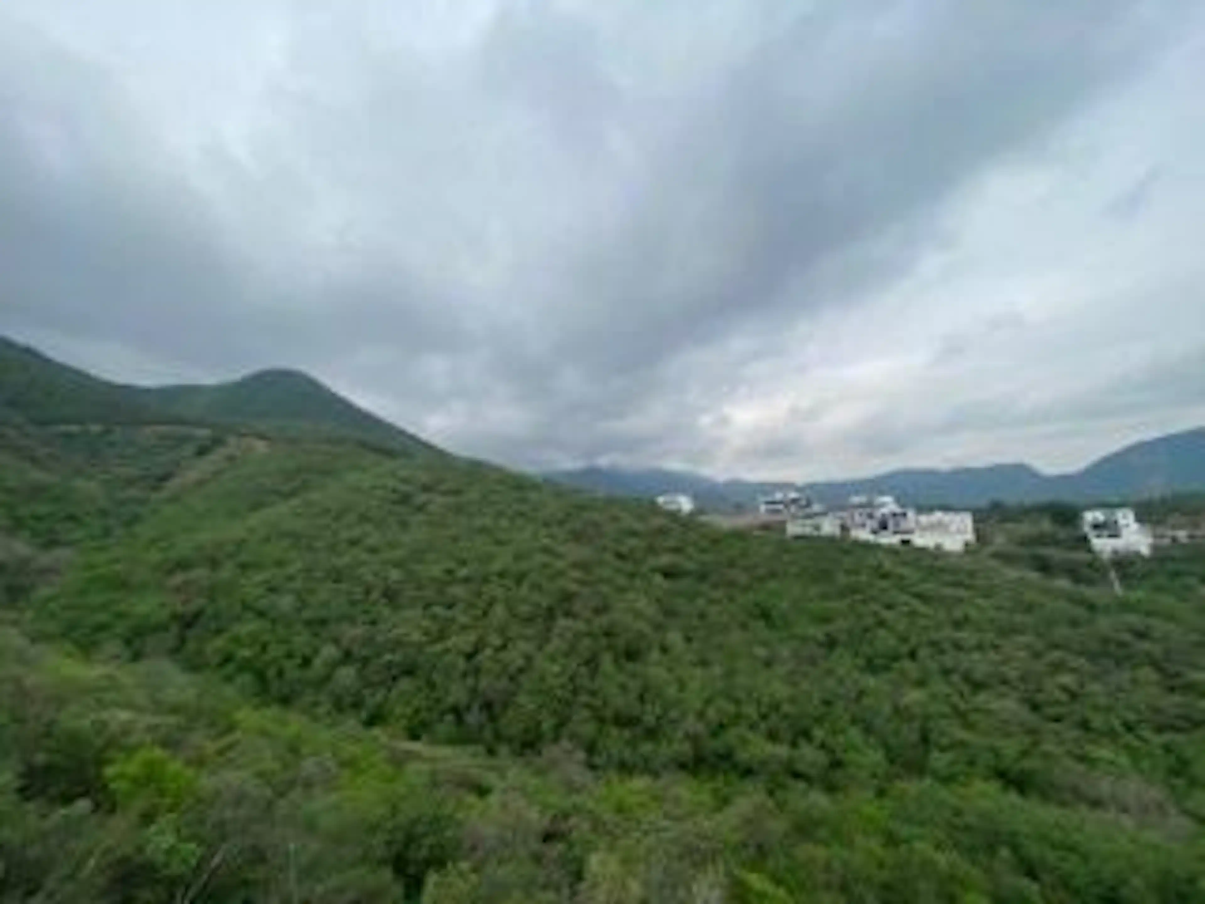 VENTA TERRENO $8,859,200 M.N. VILLAS DE VALLE ALTO