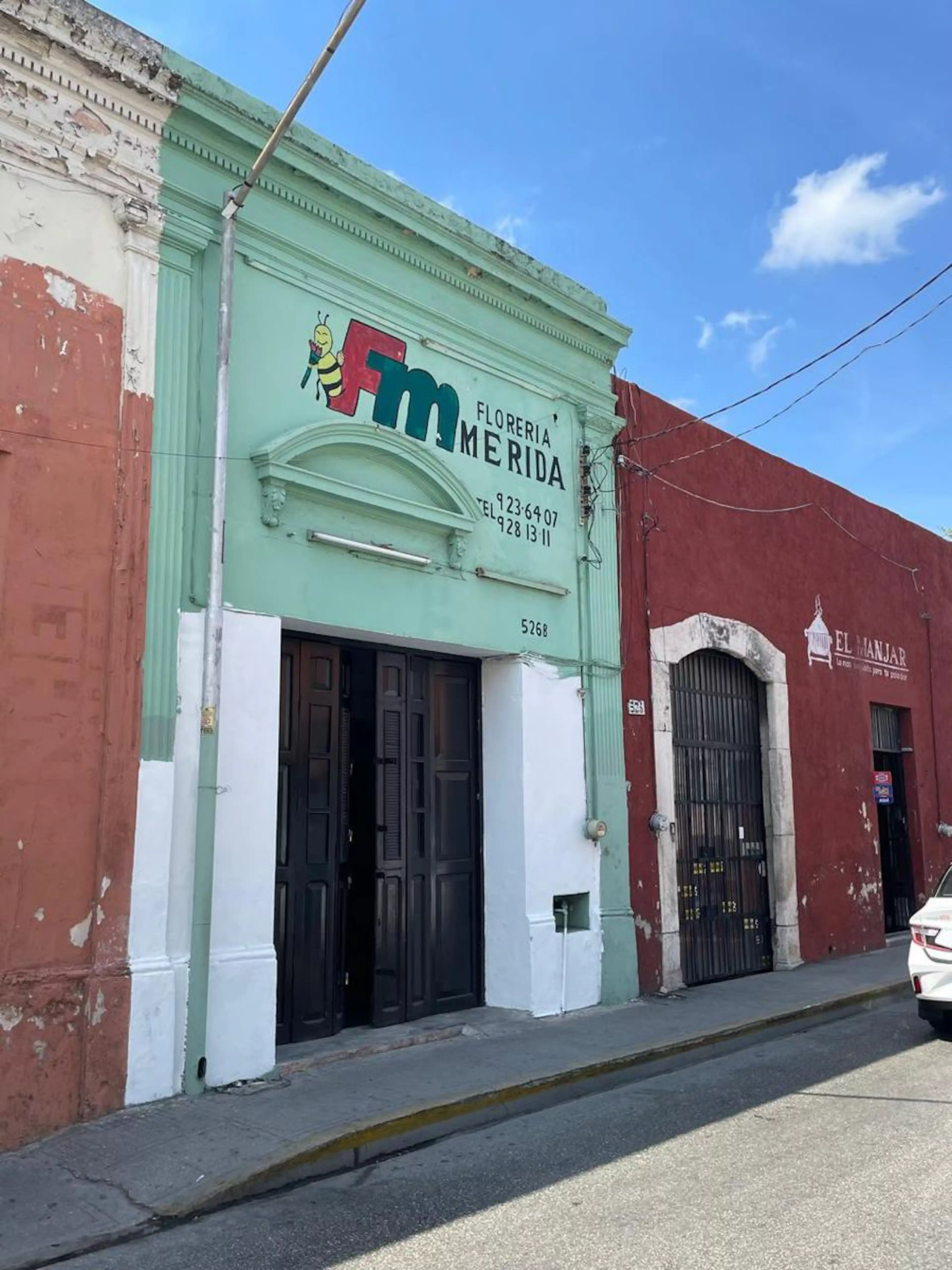 Local De Doble Planta En Venta En El Centro De Mérida Con Amplios Espacios De Trabajo S/N