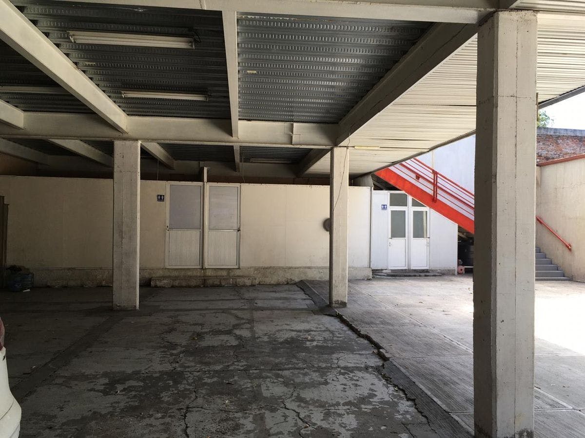 Local Comercial Spot2